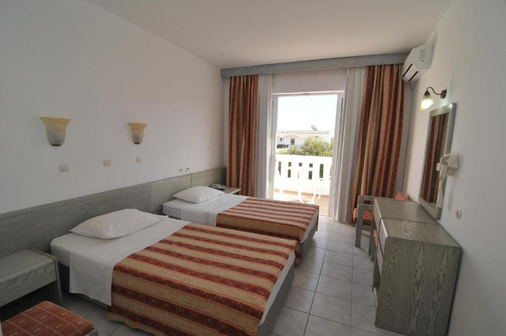 Fourtounis Hotel Kéfalos Extérieur photo