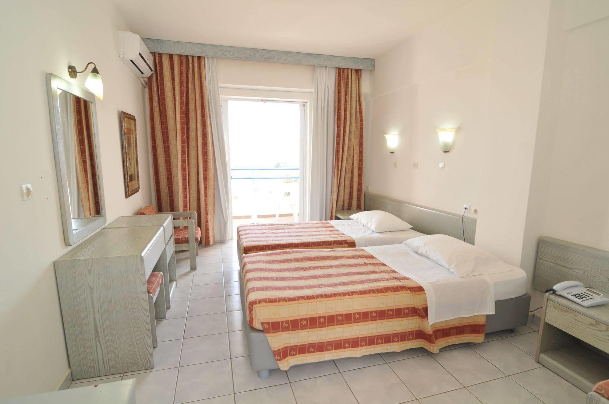 Fourtounis Hotel Kéfalos Extérieur photo